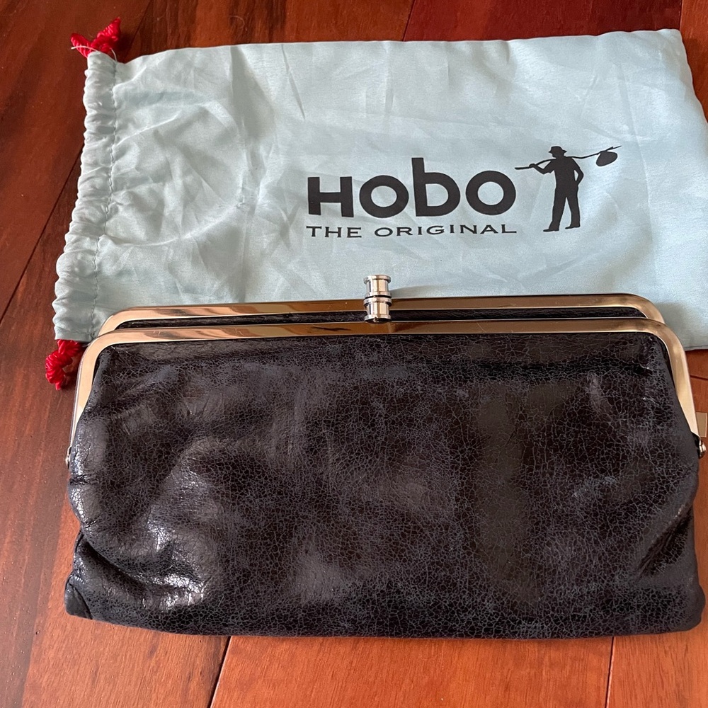 HOBO Lauren Clutch Wallet in Navy polished leather